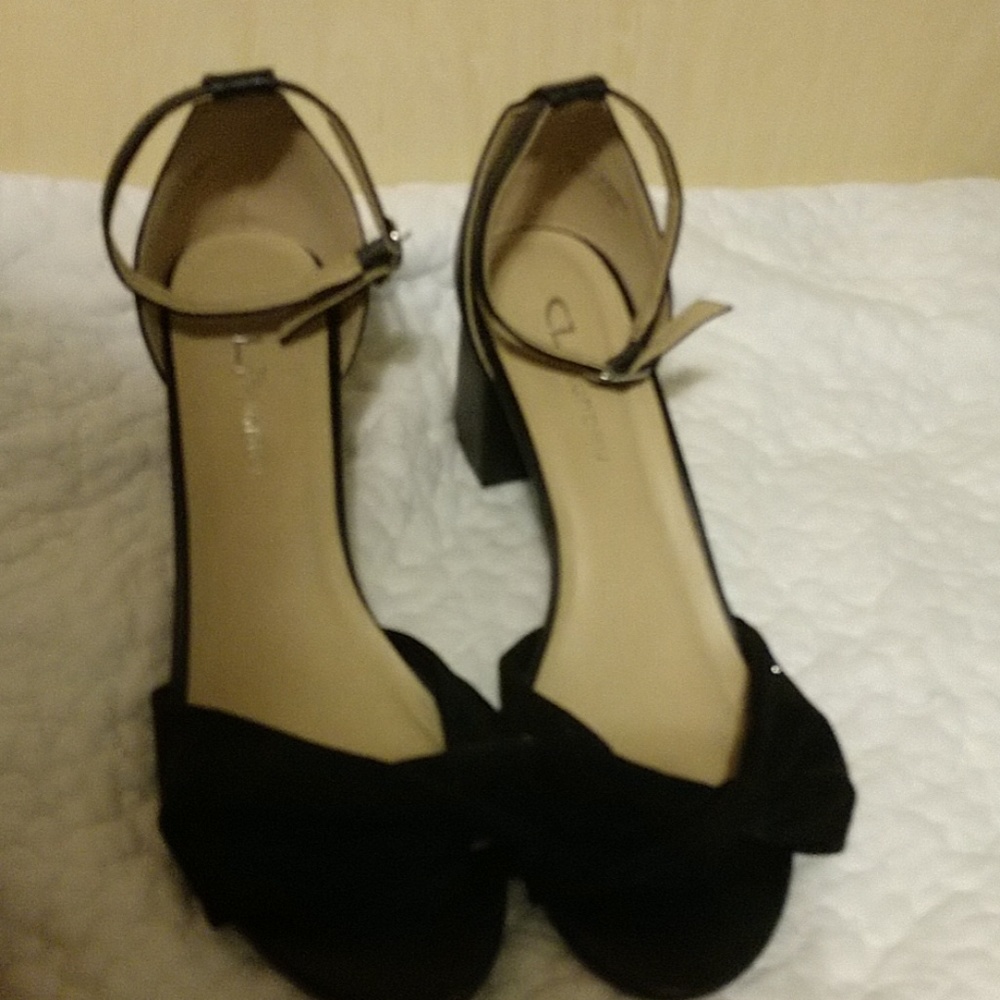 Black Kitten Heels